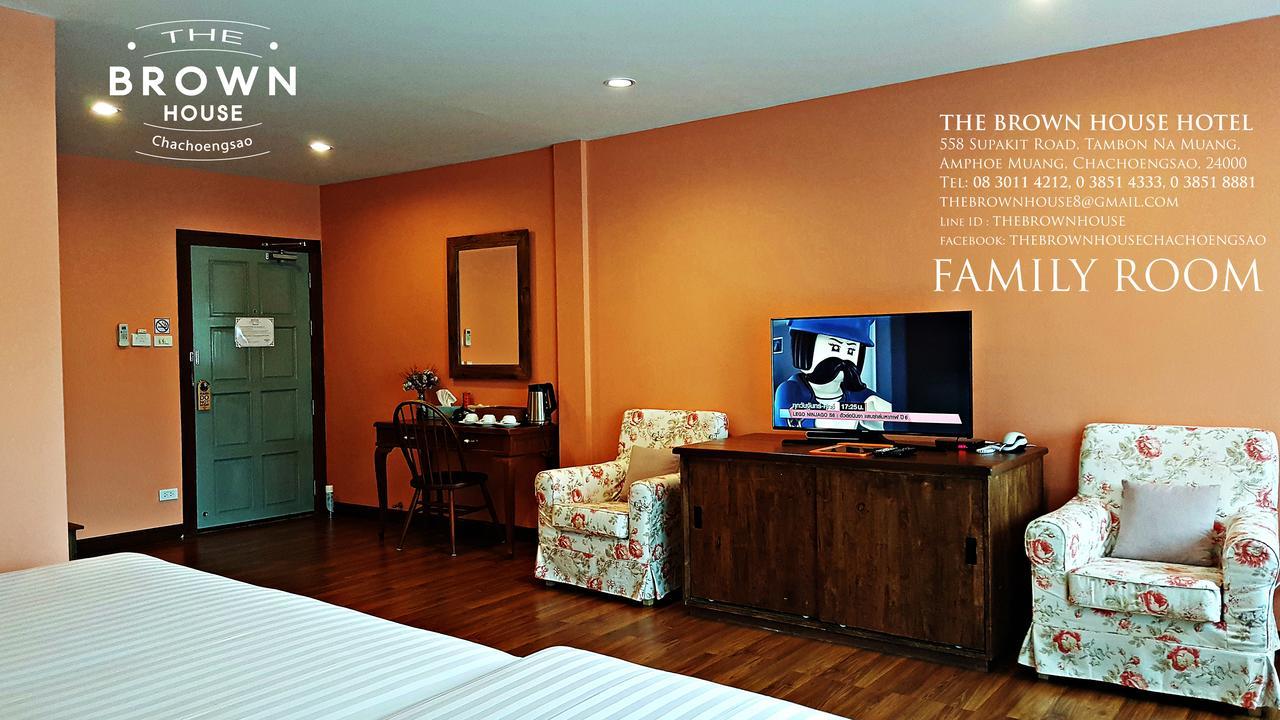 The Brown House Hotel Chachoengsao Exterior photo